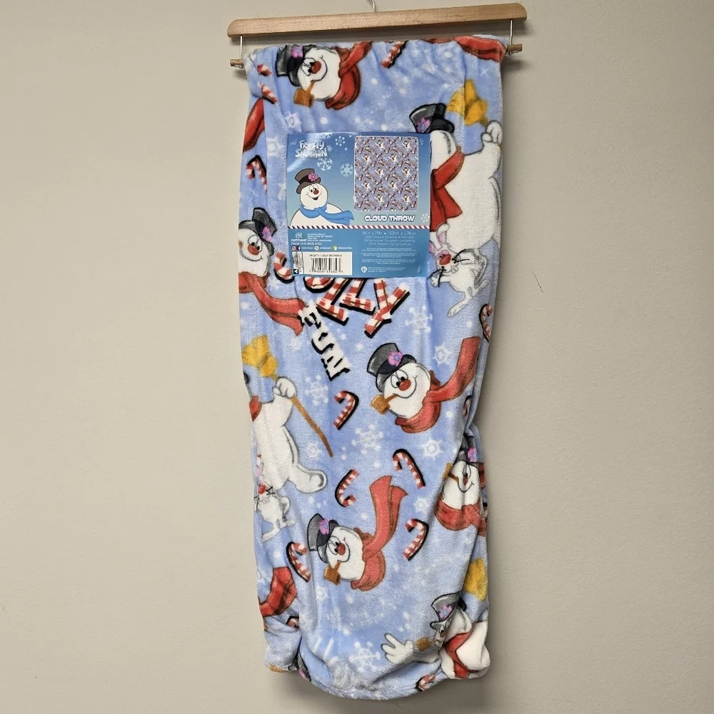 Frosty the Snowman Cloud Throw Blanket Blue